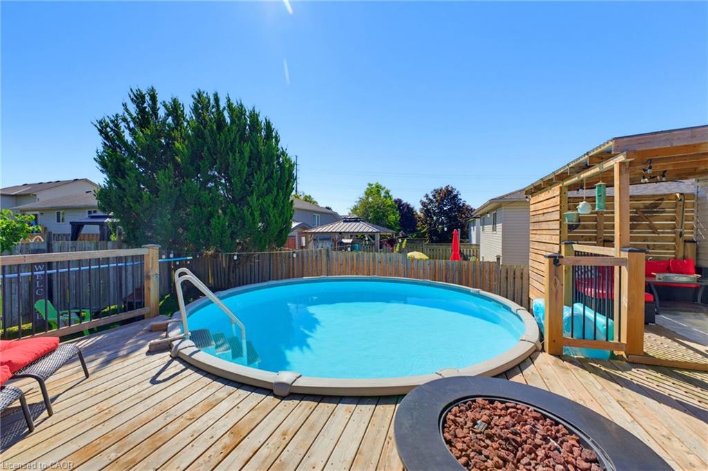 6 Stuart Street Property Photo 32