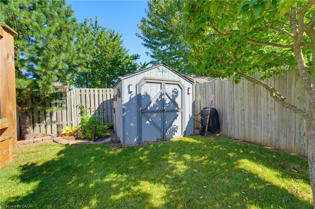 6 Stuart Street Property Photo 35