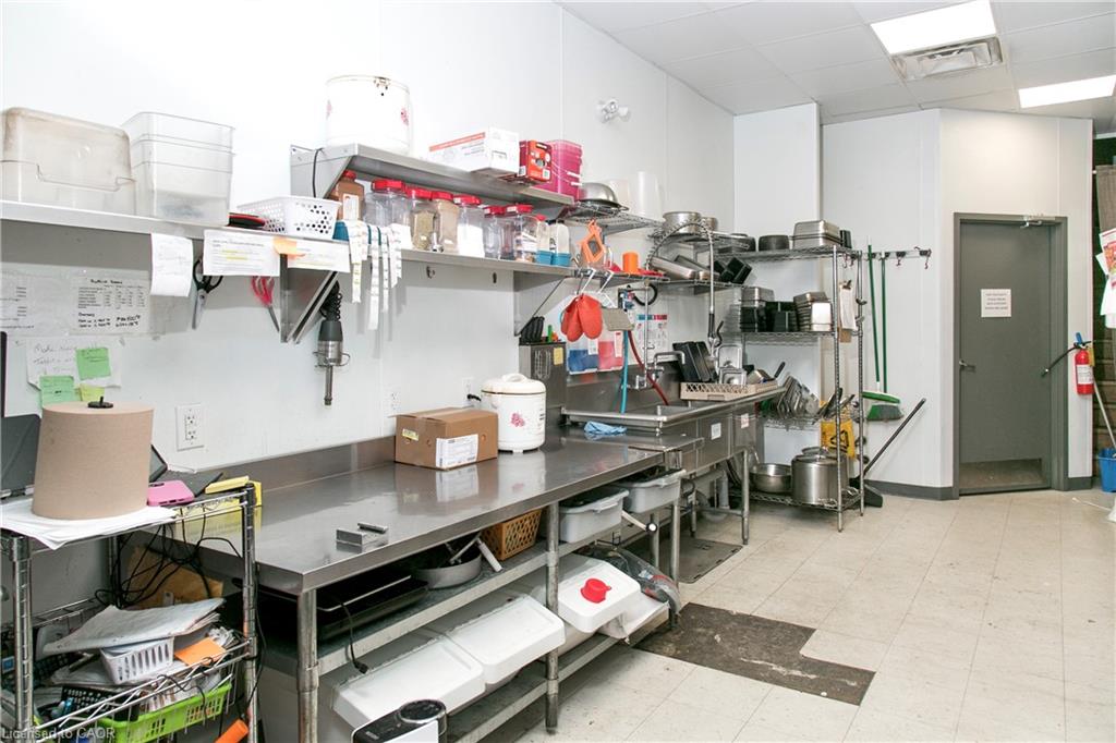 337 Ouellette Avenue Property Photo 6