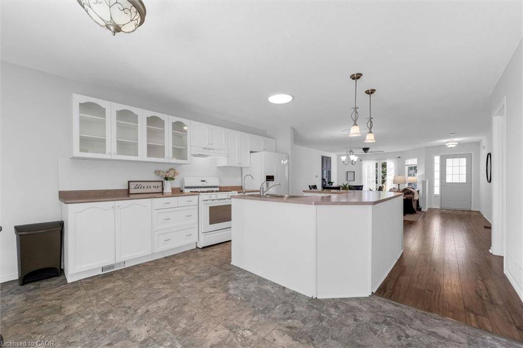 7 Aspen Lane Property Photo 11