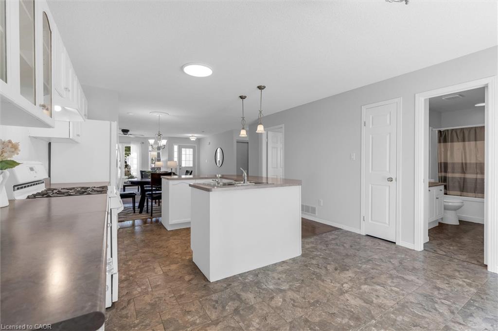 7 Aspen Lane Property Photo 12
