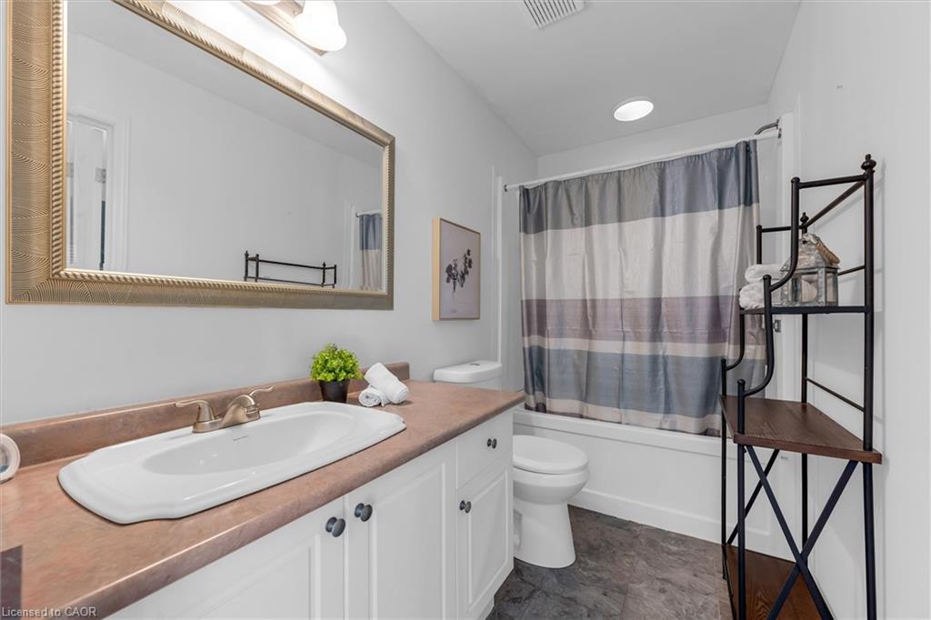 7 Aspen Lane Property Photo 18