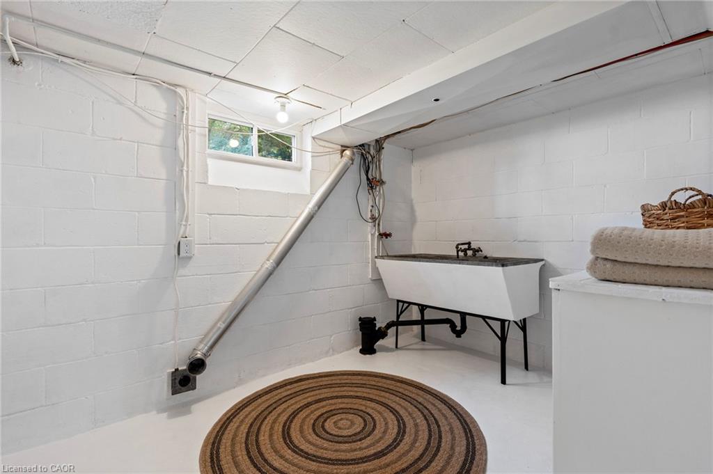 25 Mccall Street Property Photo 19