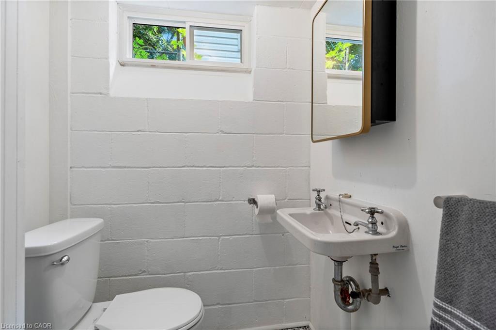 25 Mccall Street Property Photo 19