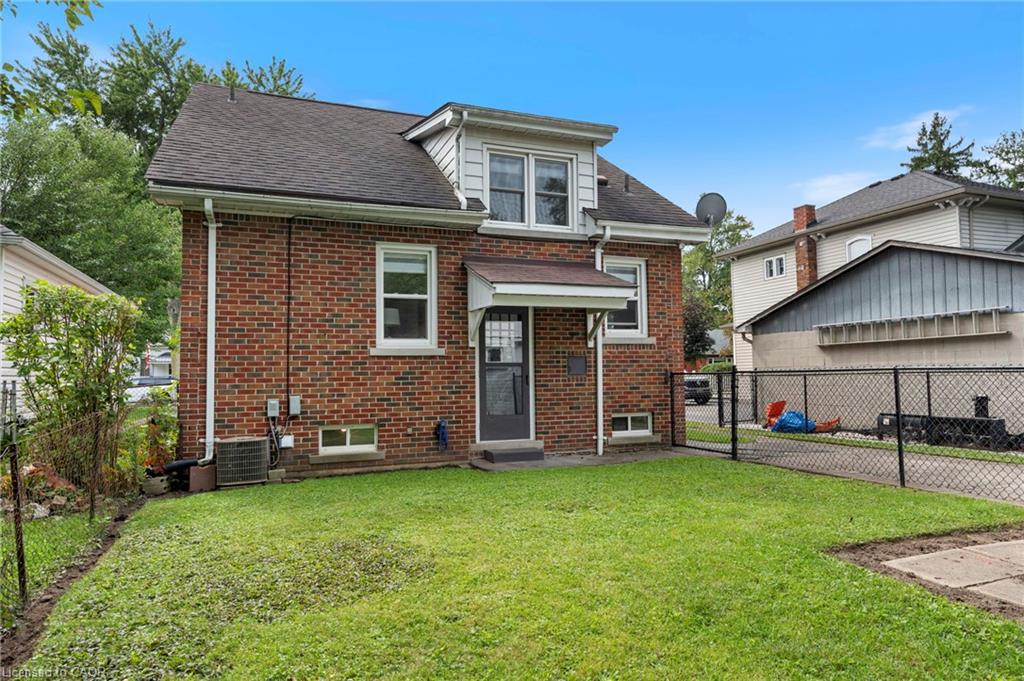 25 Mccall Street Property Photo 23