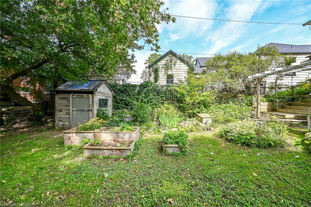 39 Balmoral Avenue Property Photo 37