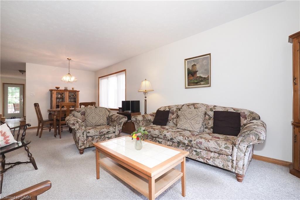 16 Maple Street Property Photo 6