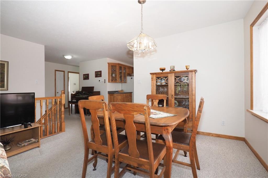16 Maple Street Property Photo 13