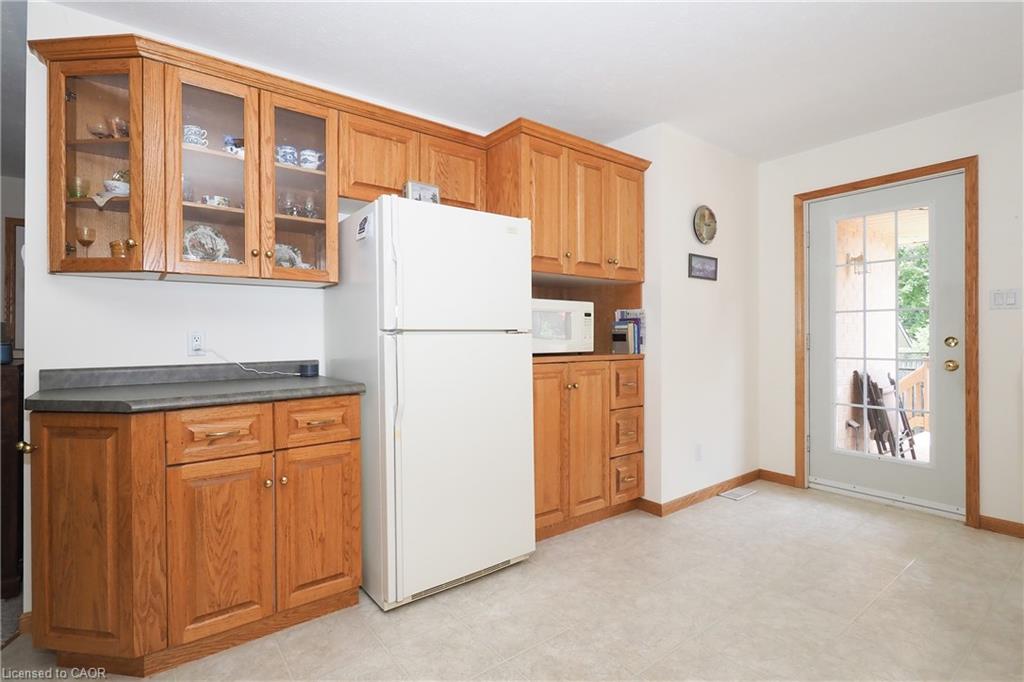 16 Maple Street Property Photo 17