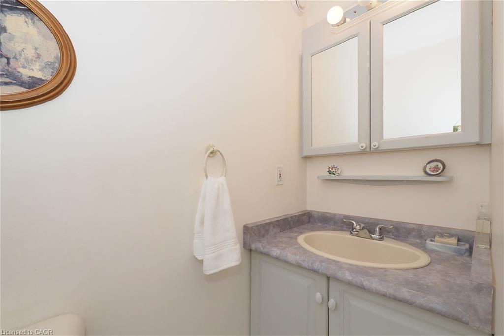 16 Maple Street Property Photo 24