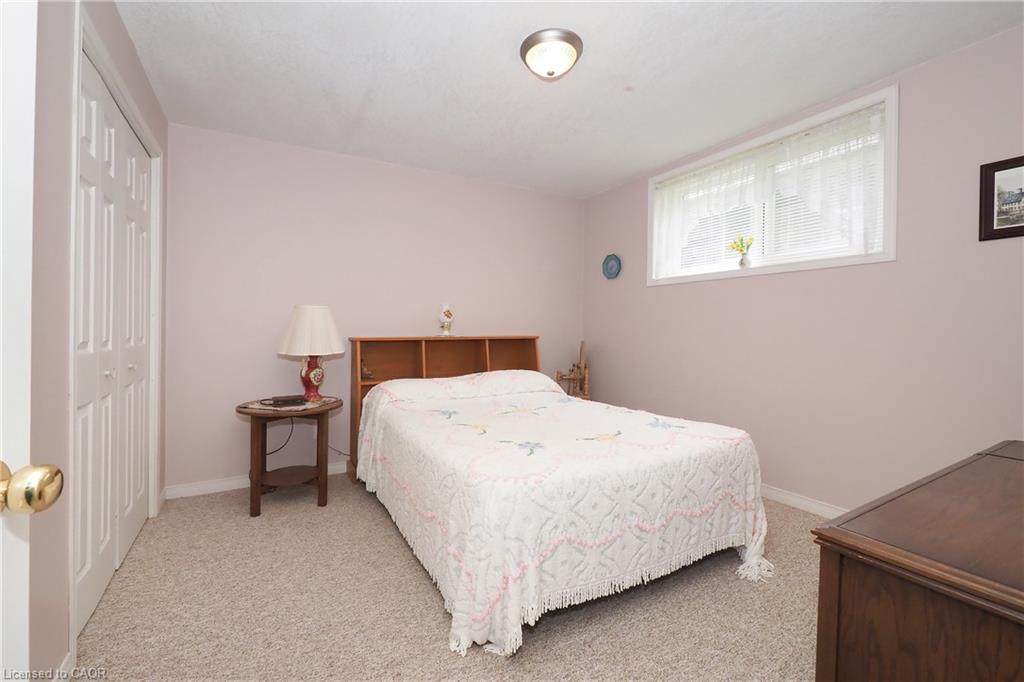 16 Maple Street Property Photo 37