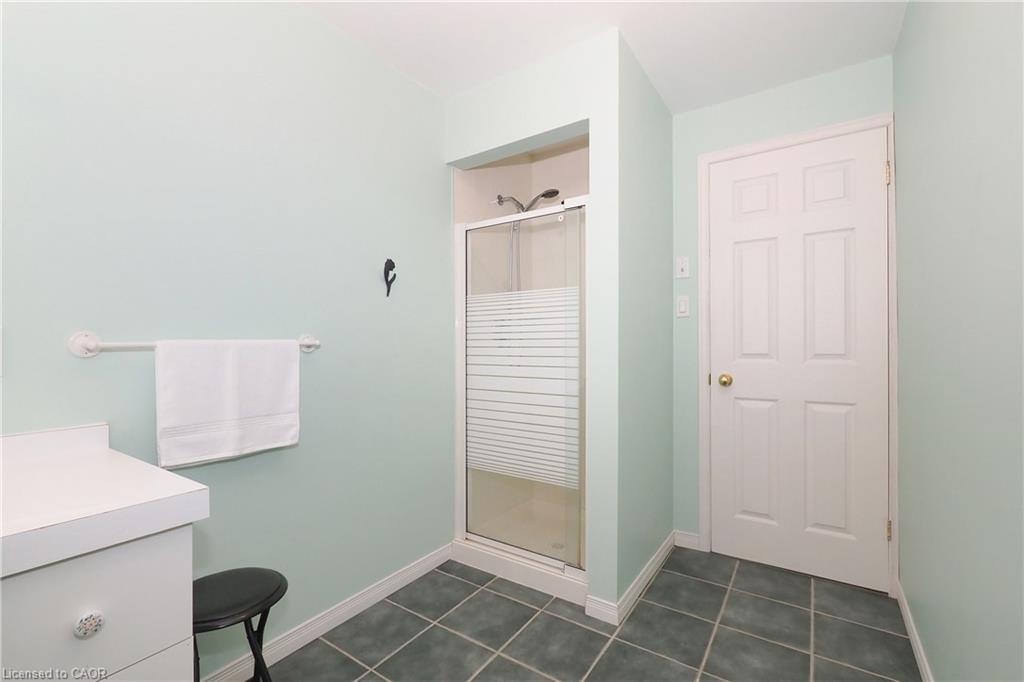 16 Maple Street Property Photo 40