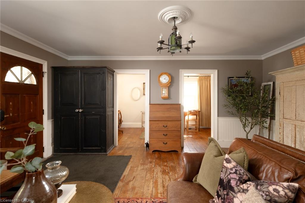 532 Main Street Property Photo 6