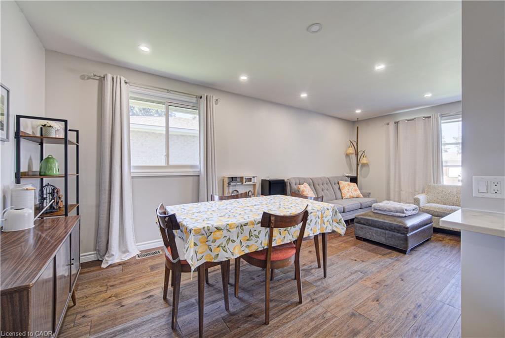 221 Devon Street Property Photo 14