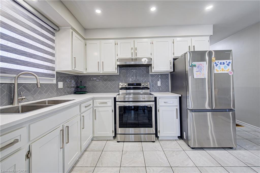221 Devon Street Property Photo 18