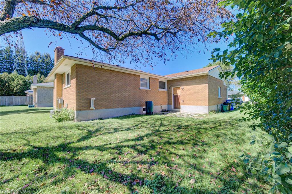221 Devon Street Property Photo 26