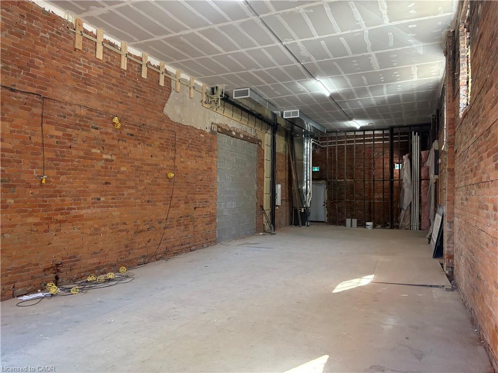 200-208 King Street E Property Photo 9