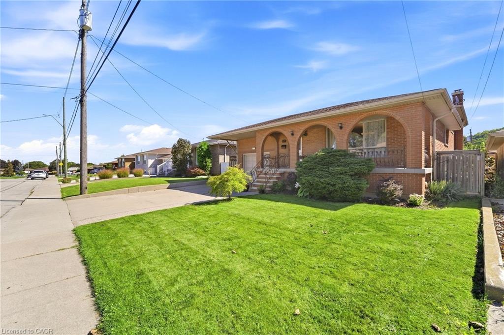 139 Glen Valley Drive Property Photo 4