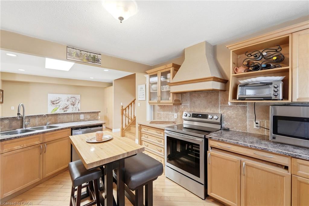 139 Glen Valley Drive Property Photo 11