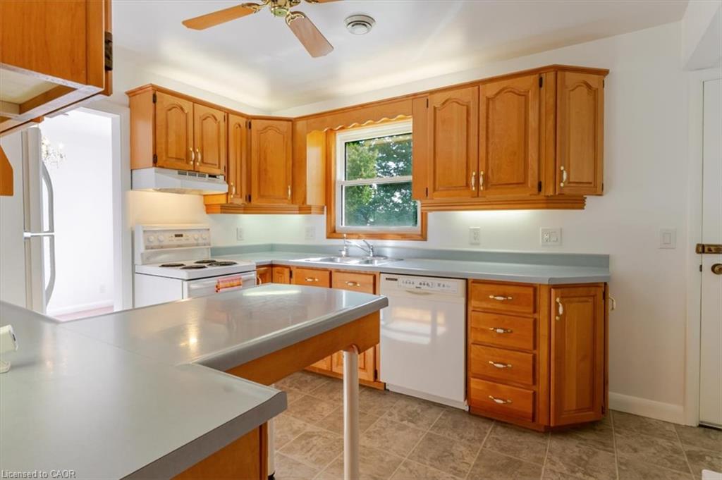 12 Davern Road Property Photo 11