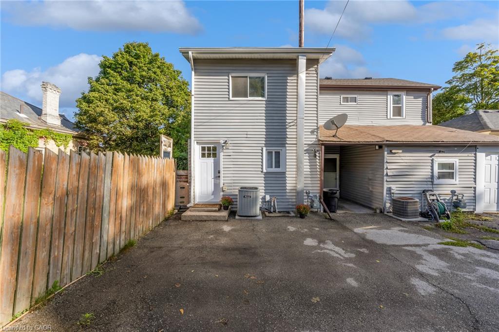 175 Wellington Street Property Photo 21