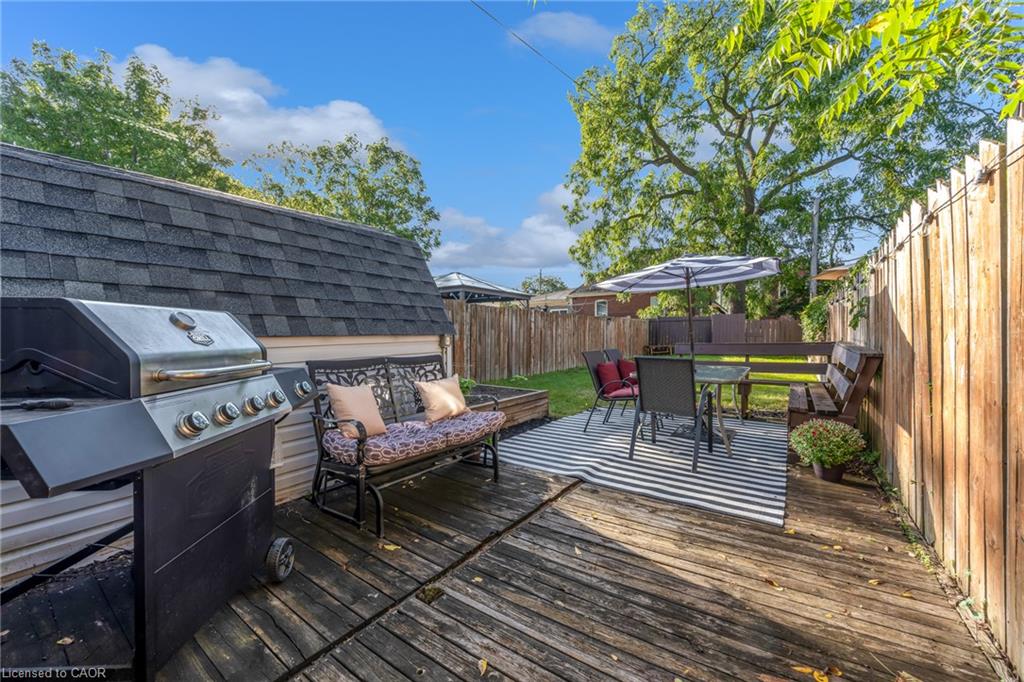 175 Wellington Street Property Photo 23