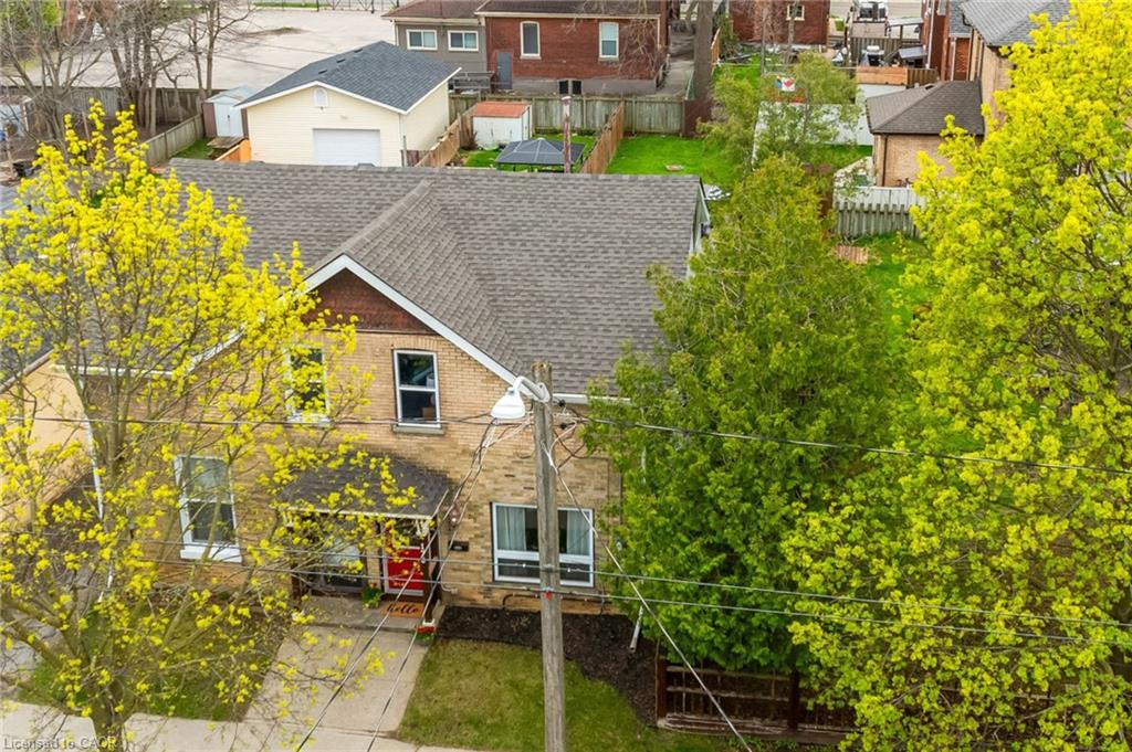 175 Wellington Street Property Photo 25