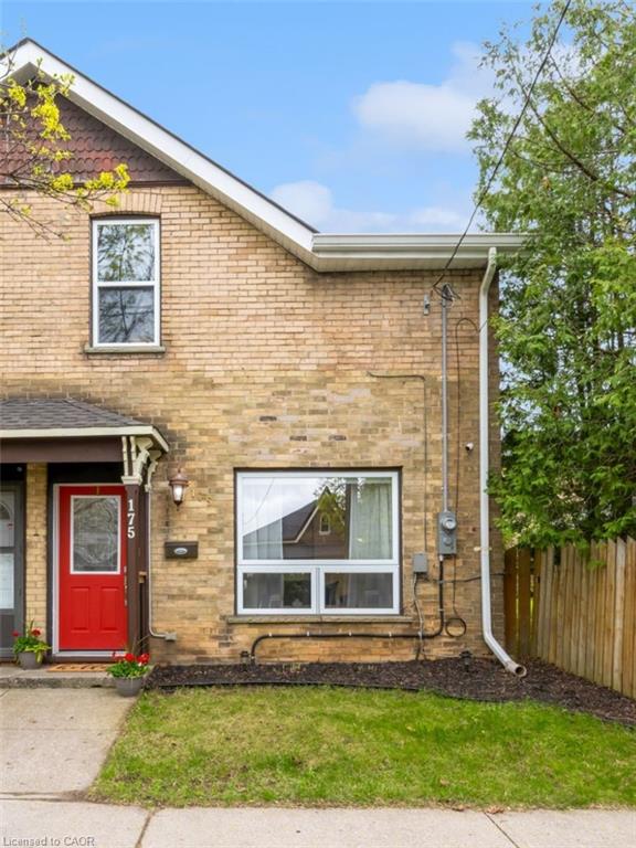 175 Wellington Street Property Photo 26