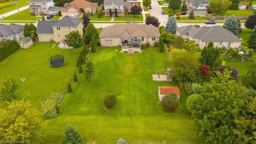 515 Woodward Drive Property Photo 3