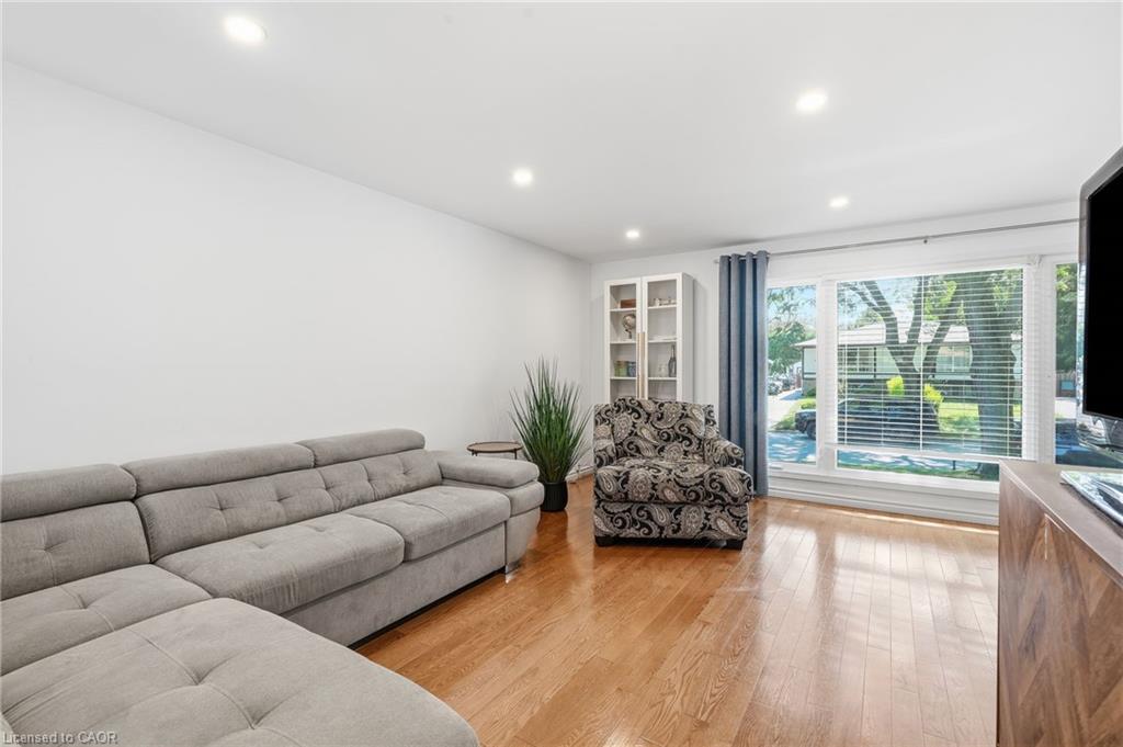 3 Glengrove Avenue Property Photo 7
