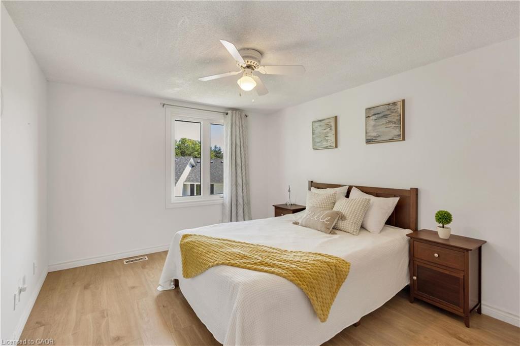 2-427 Keats Way Property Photo 12