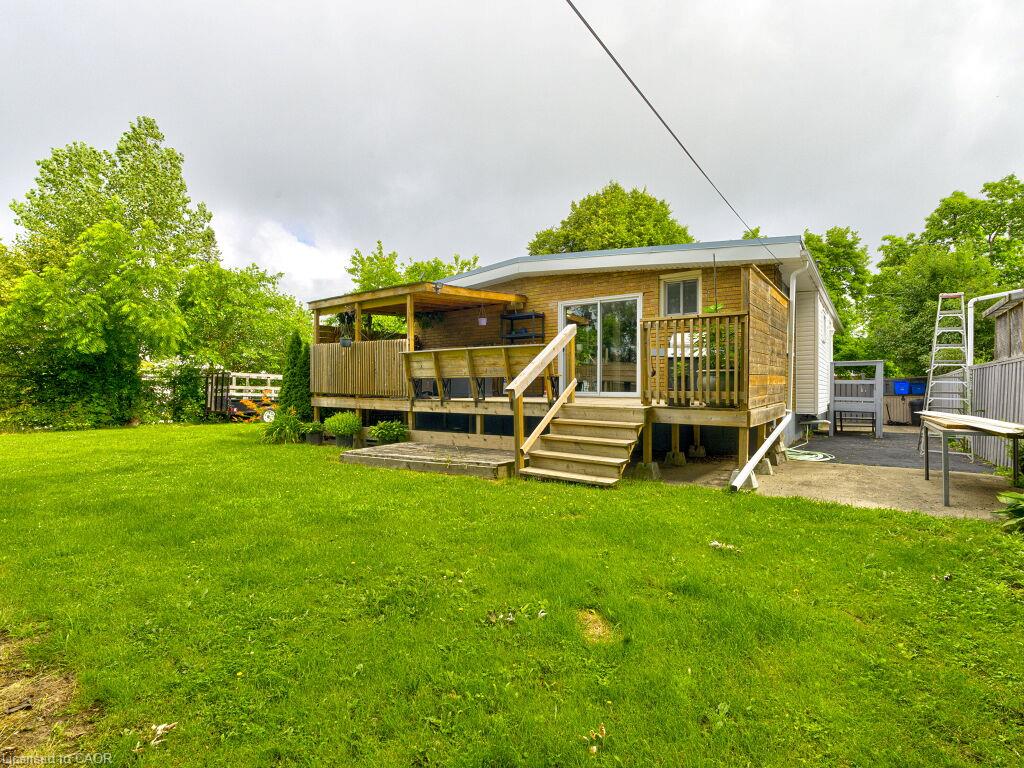 154 Luscombe Street Property Photo 1
