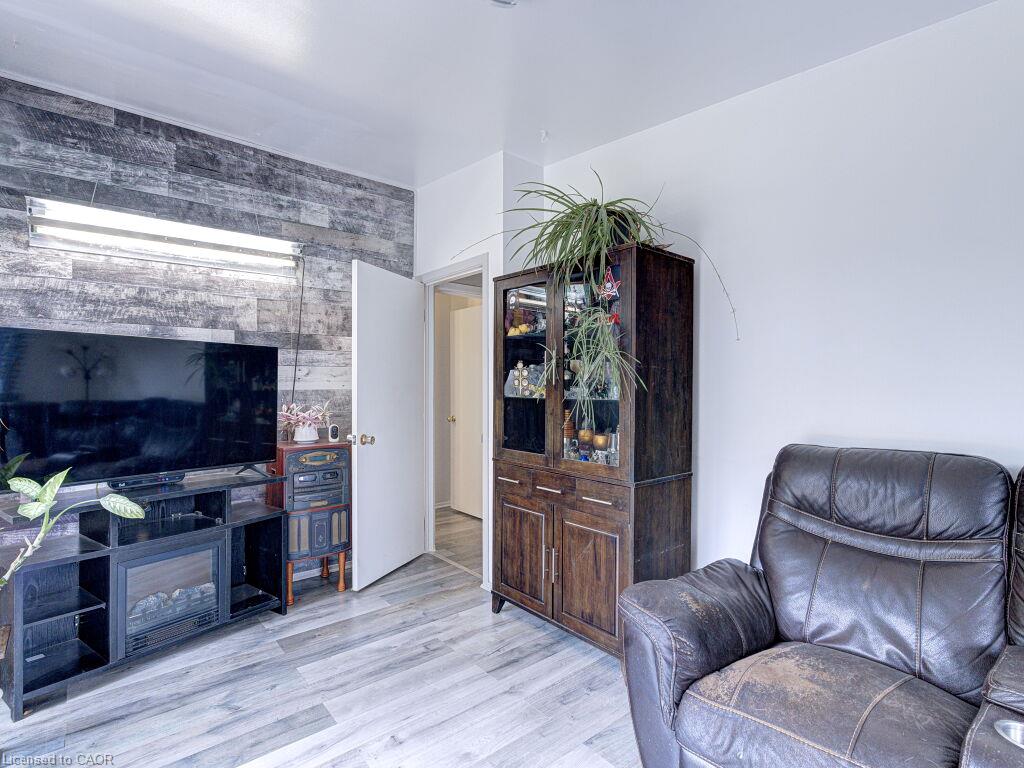 154 Luscombe Street Property Photo 22