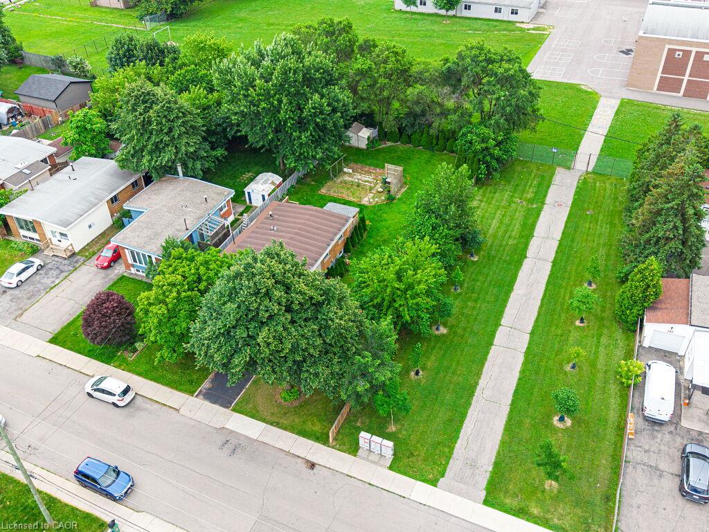 154 Luscombe Street Property Photo 35