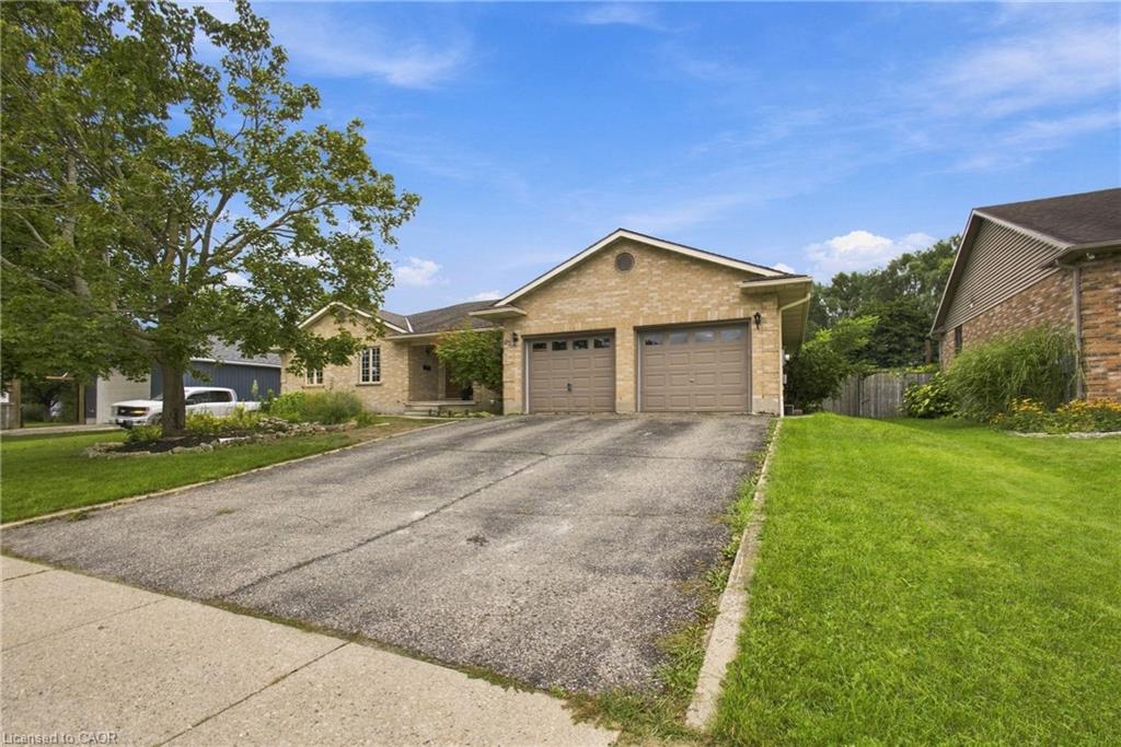63 Oakridge Avenue Property Photo 1
