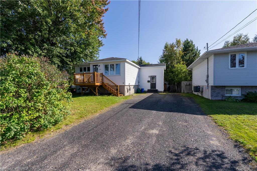 1773 Pierre Street Property Photo 25