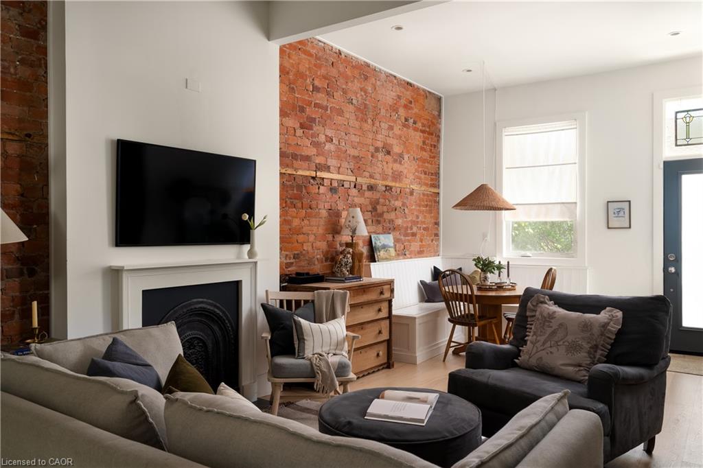 29 Steven Street Property Photo 9
