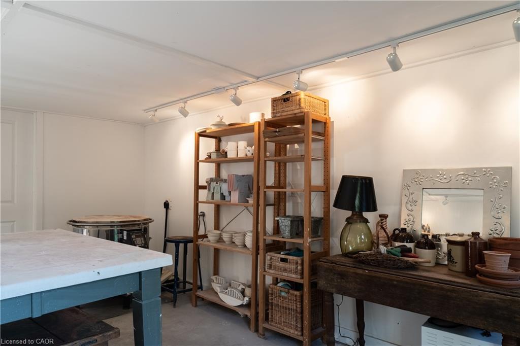 29 Steven Street Property Photo 34