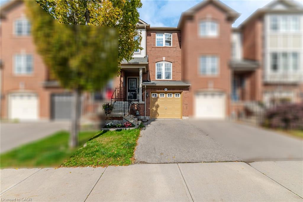 2413 Coho Way Property Photo 3