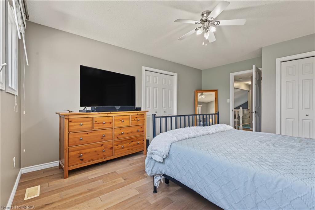 332 Grand River Avenue Property Photo 20