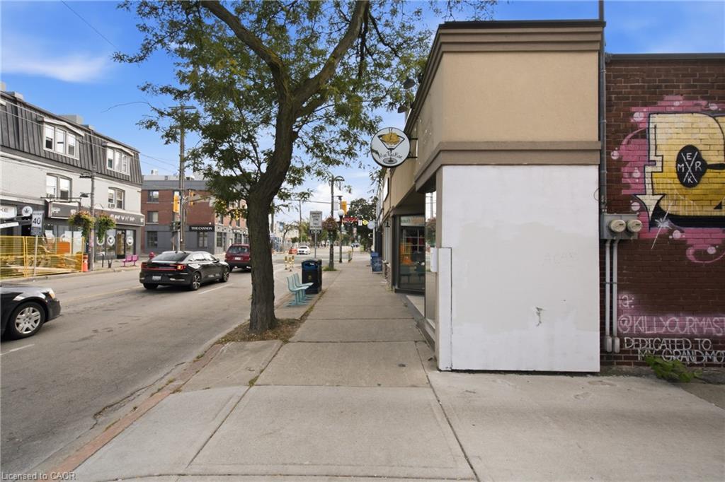 187 Ottawa Property Photo 26