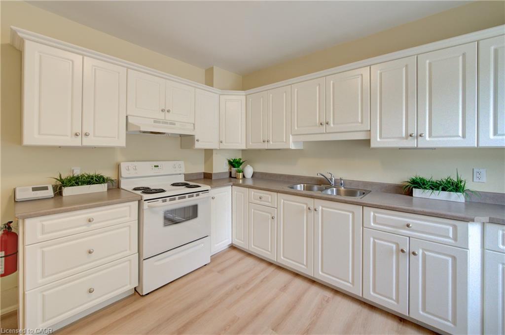 9 Salisbury Avenue Property Photo 13