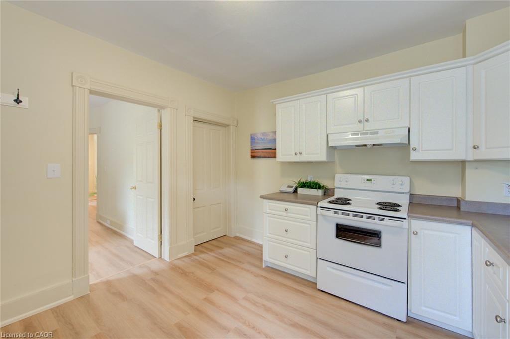 9 Salisbury Avenue Property Photo 15