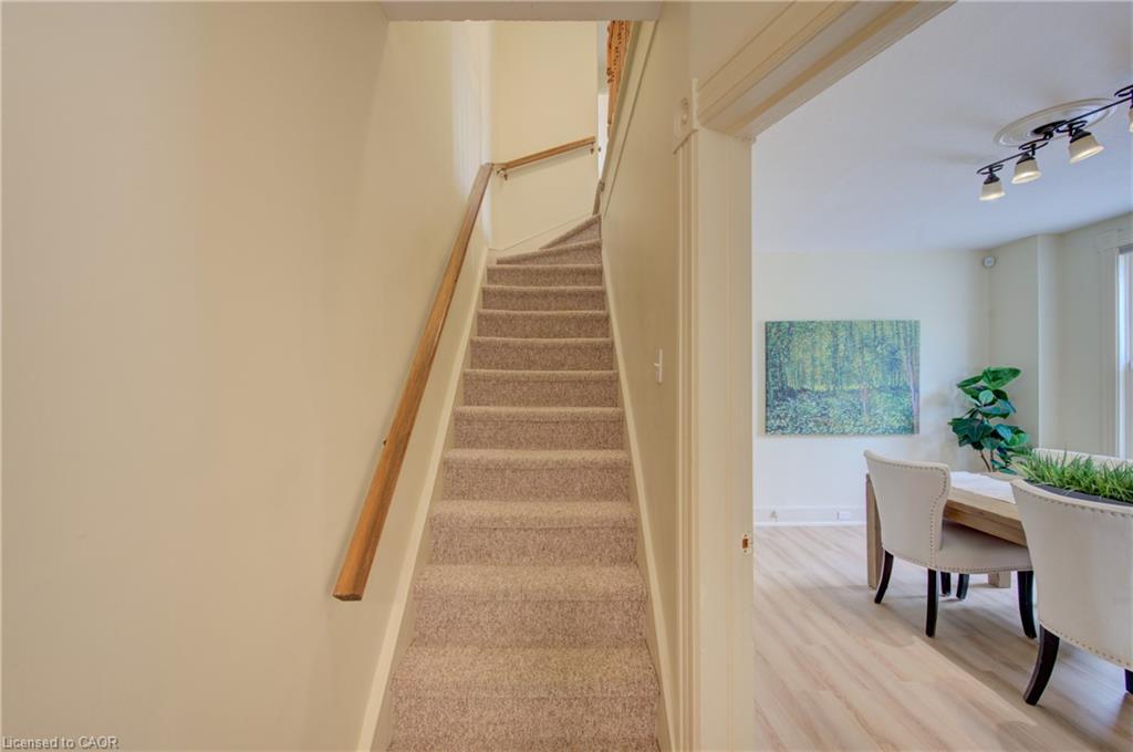 9 Salisbury Avenue Property Photo 16