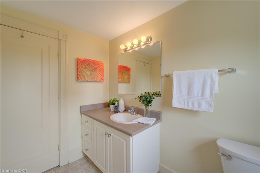 9 Salisbury Avenue Property Photo 20
