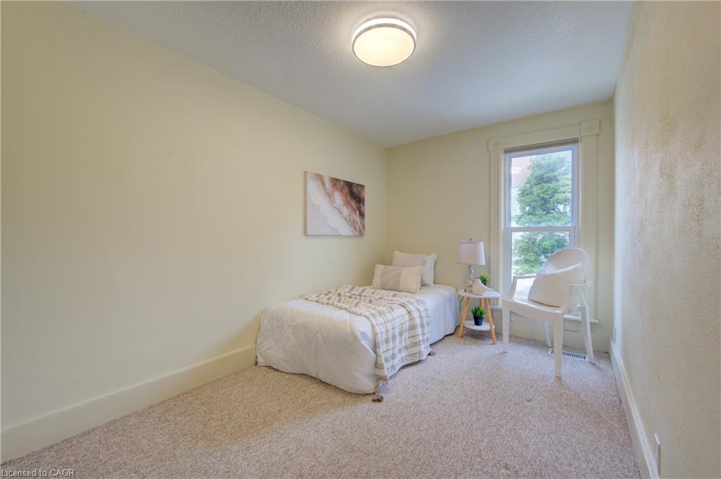 9 Salisbury Avenue Property Photo 25