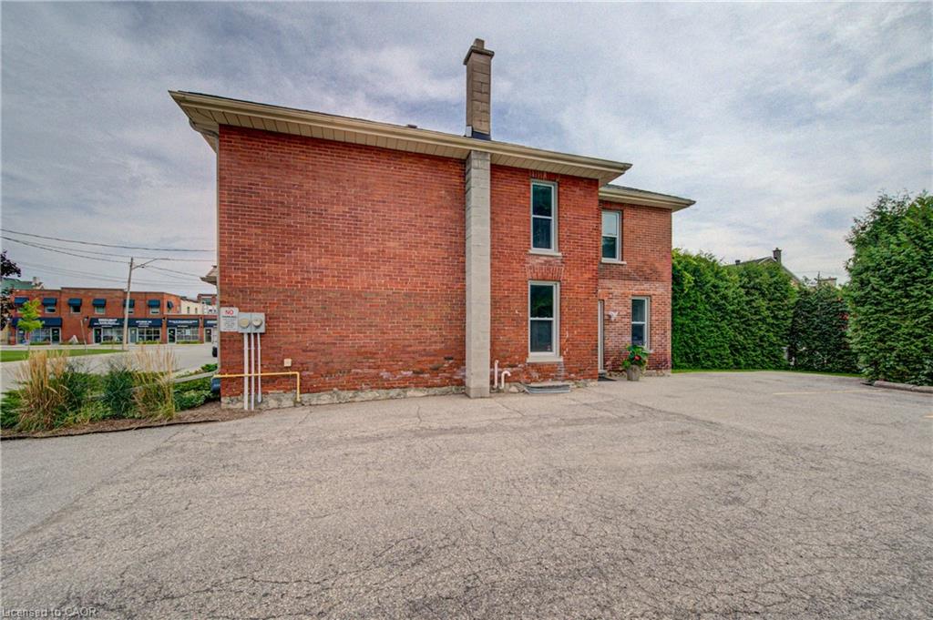 9 Salisbury Avenue Property Photo 28
