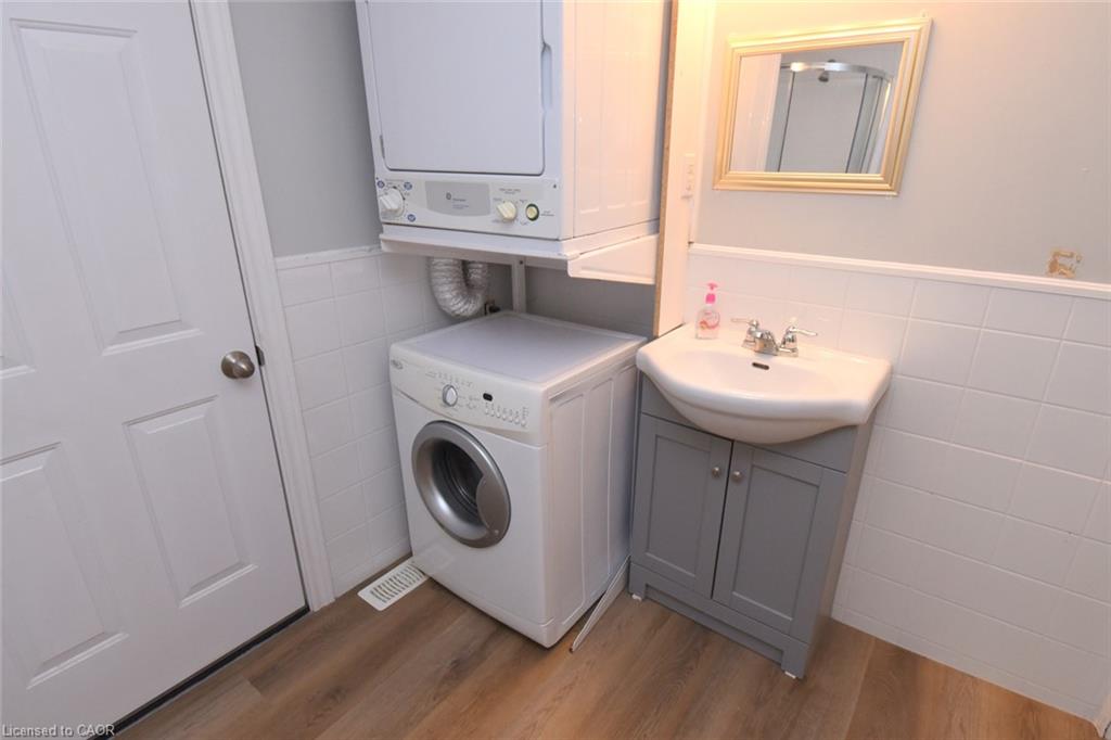 58 Wellington Street Property Photo 21