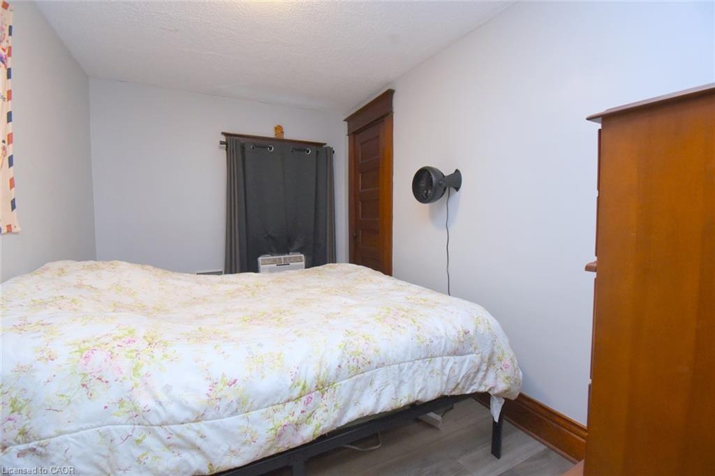 58 Wellington Street Property Photo 27