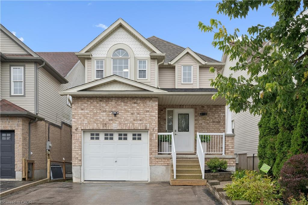 63 Red Clover Crescent Property Photo 1
